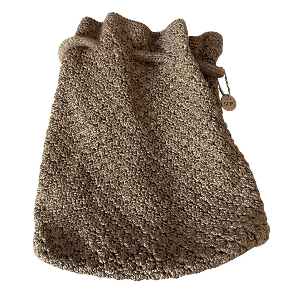 The Sak Crochet Drawstring Bucket Bag Tan Metallic Knit Boho Shoulder Tote Taupe